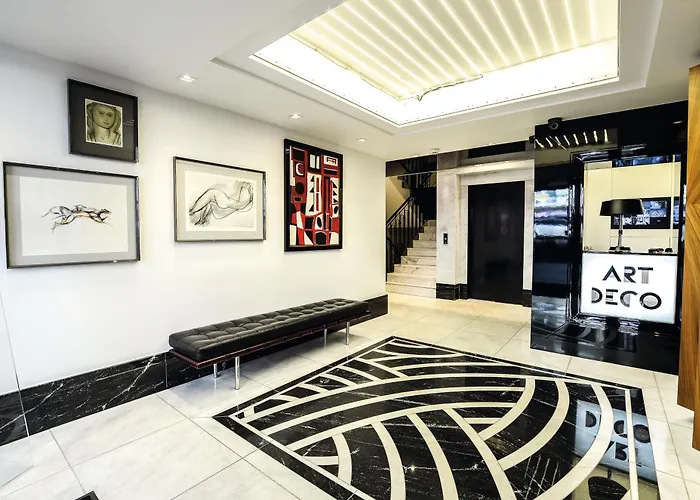 Mb By The Sea Apartments Art Deco